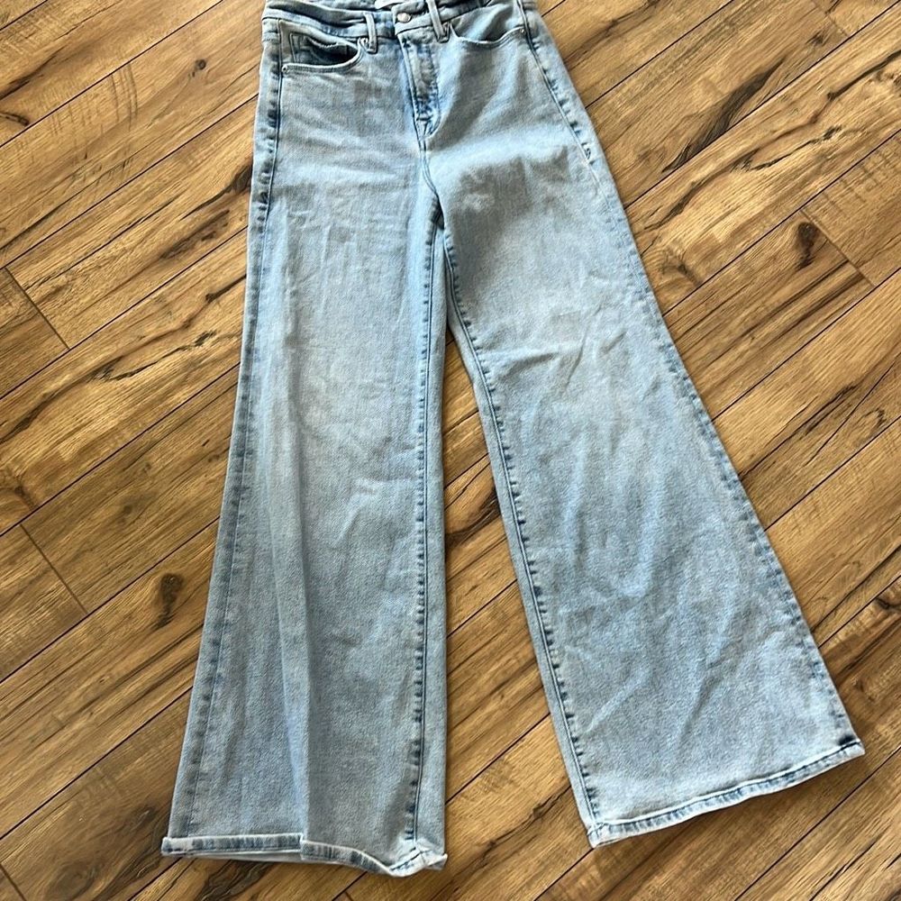 Good American size 6 or 28” Good Waist Palazzo jeans